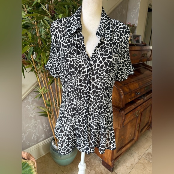 Sunny Leigh ladies NWOT Animal, print button down blouse 2X great travel top top - Picture 4 of 11